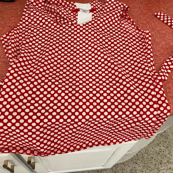 I Sears polka dot top with belt - Picture 2 of 3